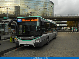 Urbanway 12 hybride n°6121 sur le 318