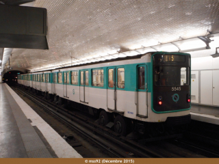 MP59 n°5545 à Mairie des Lilas