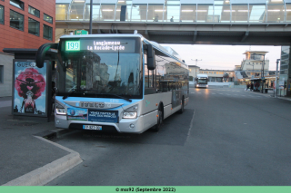 Urbanway 12 GNC n°5815 sur le 199 (2)