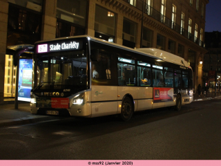 Urbanway 12 hybride n°6246 pris de nuit sur le 67