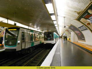 MF01 n°124 et MF67 n°13036 à Billancourt