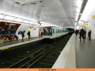 Passage du MF67 n°13045 à Bastille