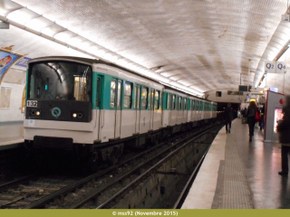 MF67 n°12132 à Levallois